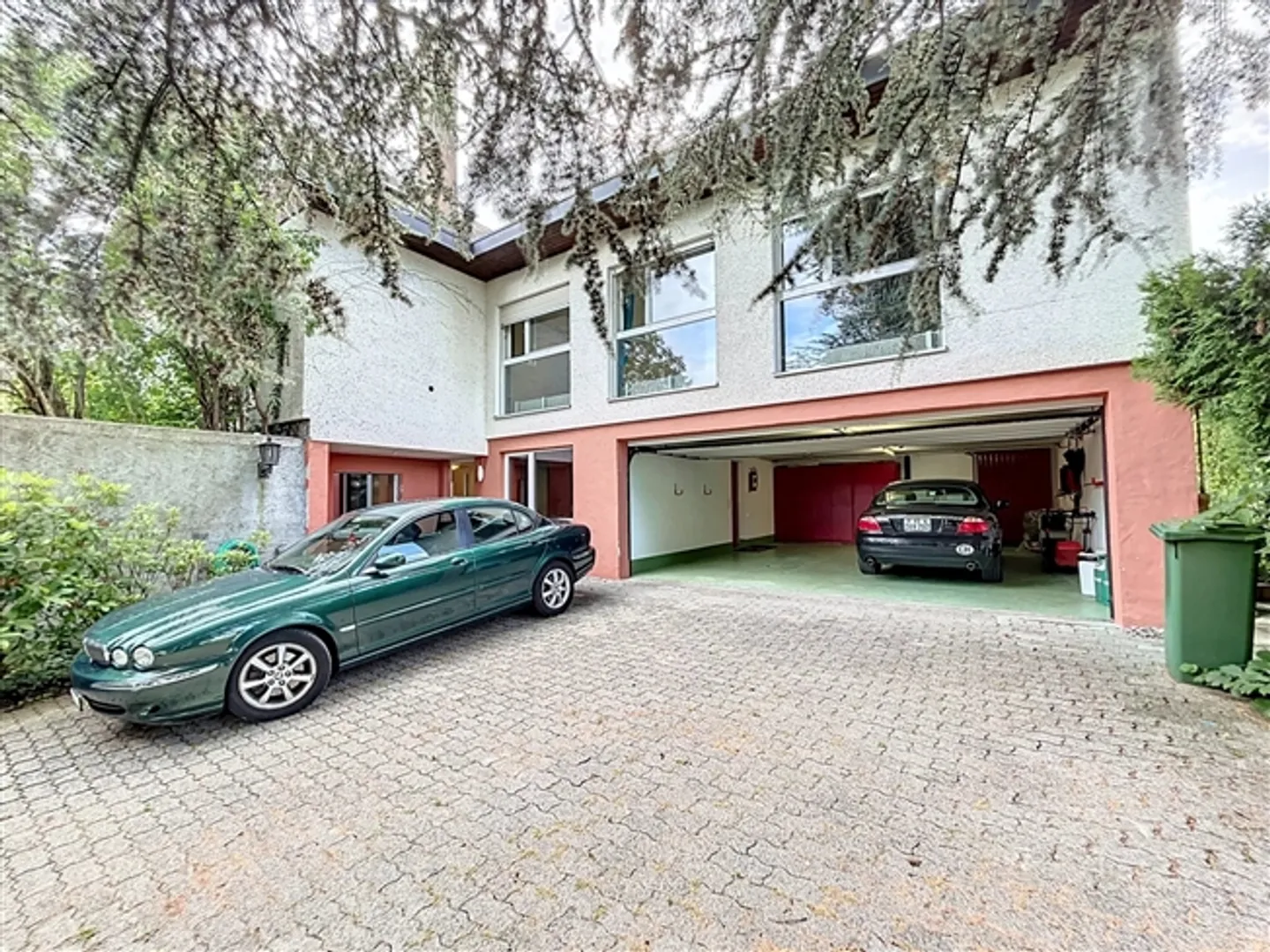 Charming House with 6 Bedrooms in Lausanne - Photo 7 of 11
