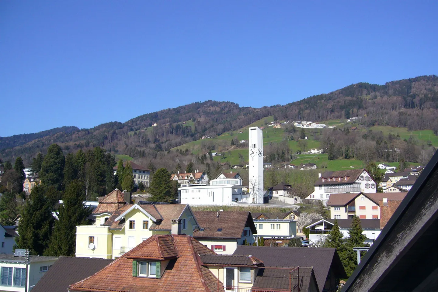 1.5 Zi-Wohnung, 44 m2, 1. OG - Foto 2 von 2