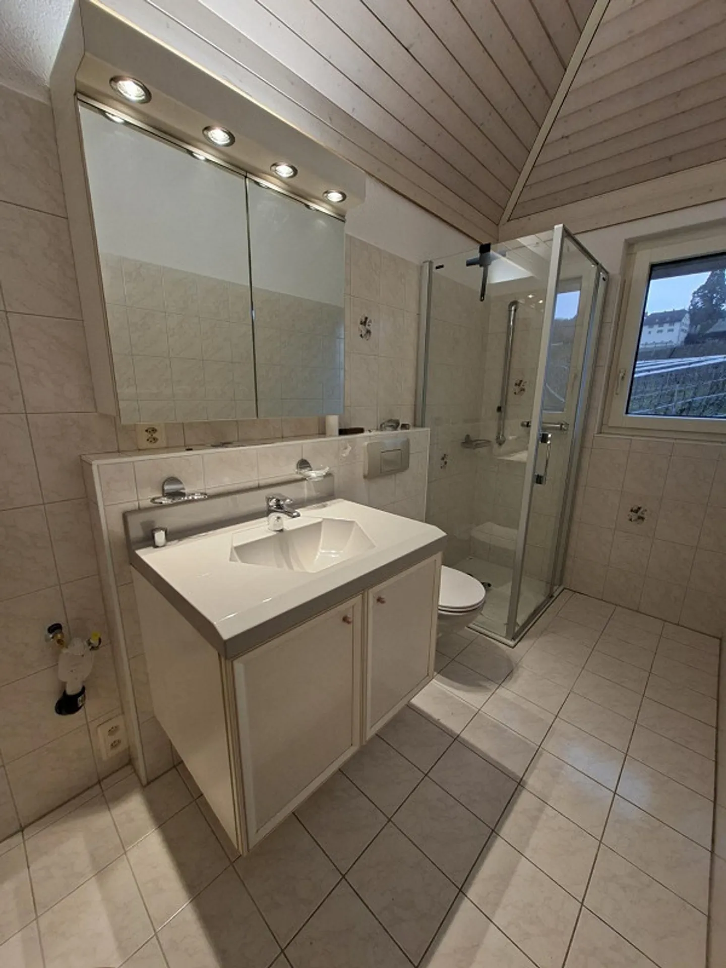 Appartement sous les combles de 3 pièces - Photo 6 sur 9