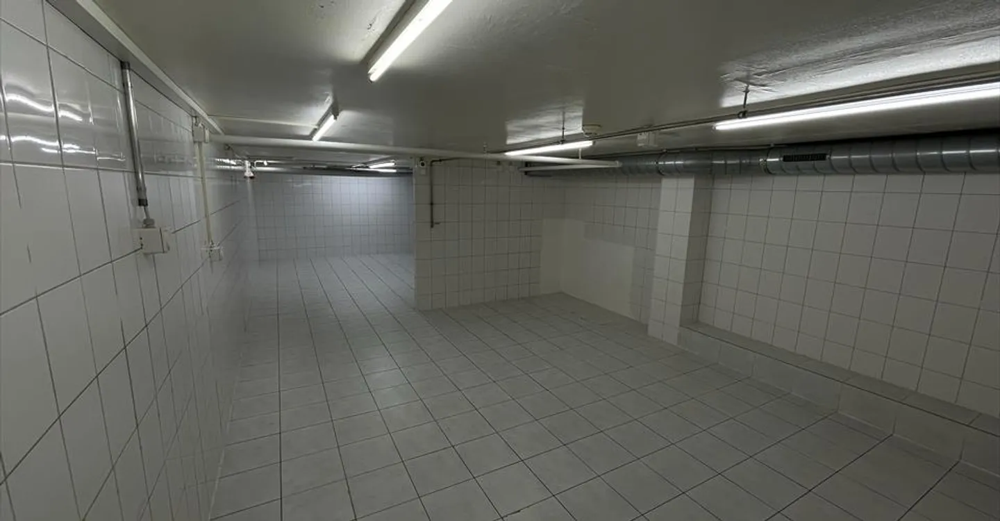 Mischgenutztes Gebäude mieten - Foto 6 von 8