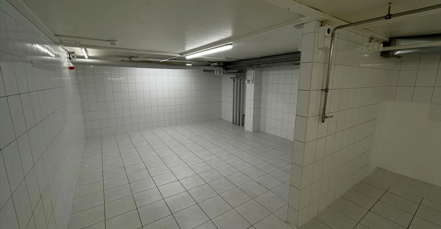 Mischgenutztes Gebäude mieten - Foto 8 von 8