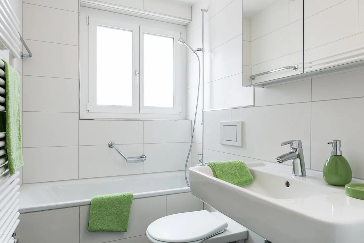 Moderne Wohnung mit Balkon - Foto 3 von 9