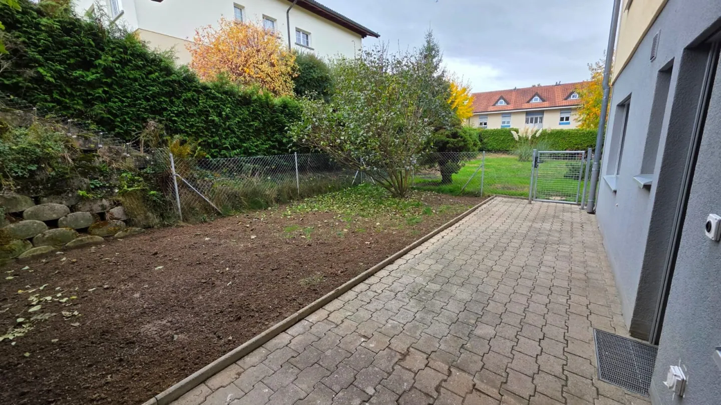 DE PLAIN PIED AVEC GRAND JARDIN - Photo 3 sur 10