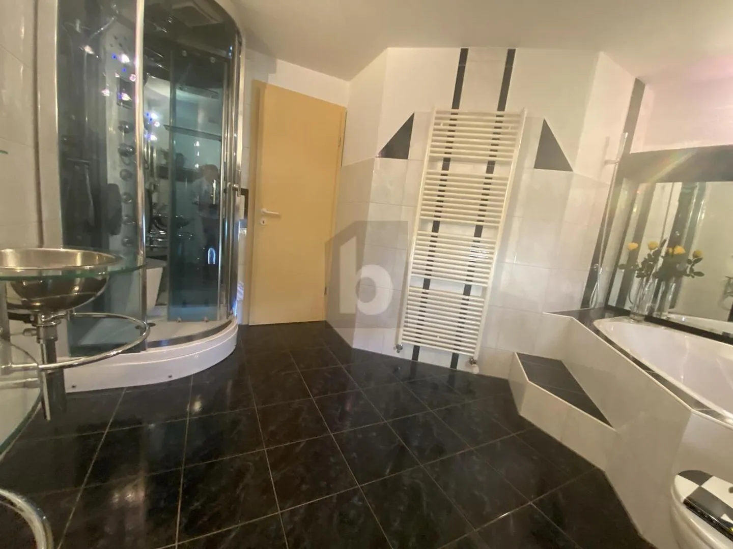 Espace de bureau inspirant en nature - Photo 5 sur 6