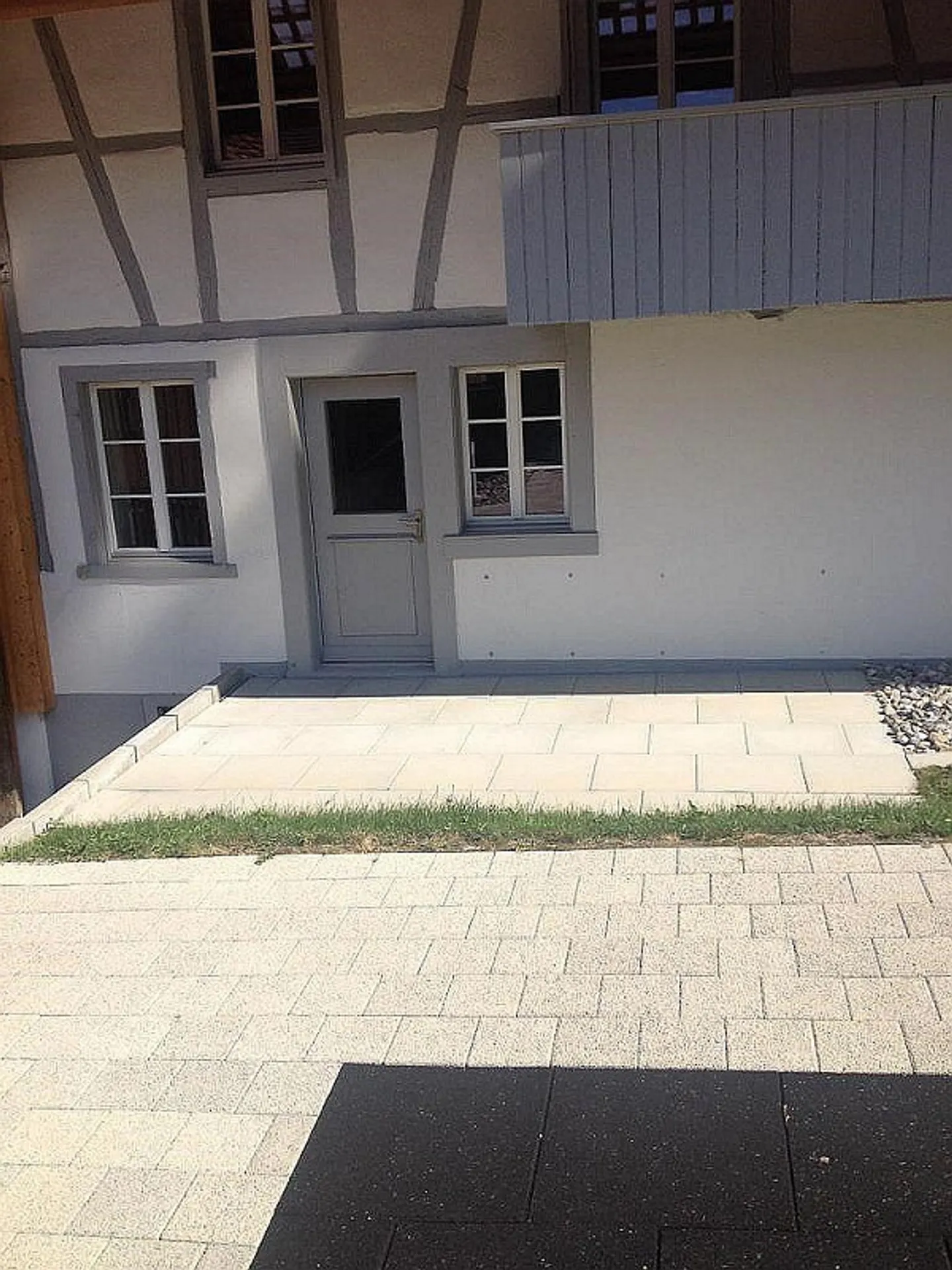 Charmante appartement de 3,5 pièces dans une ferme rénovée - Photo 12 sur 12