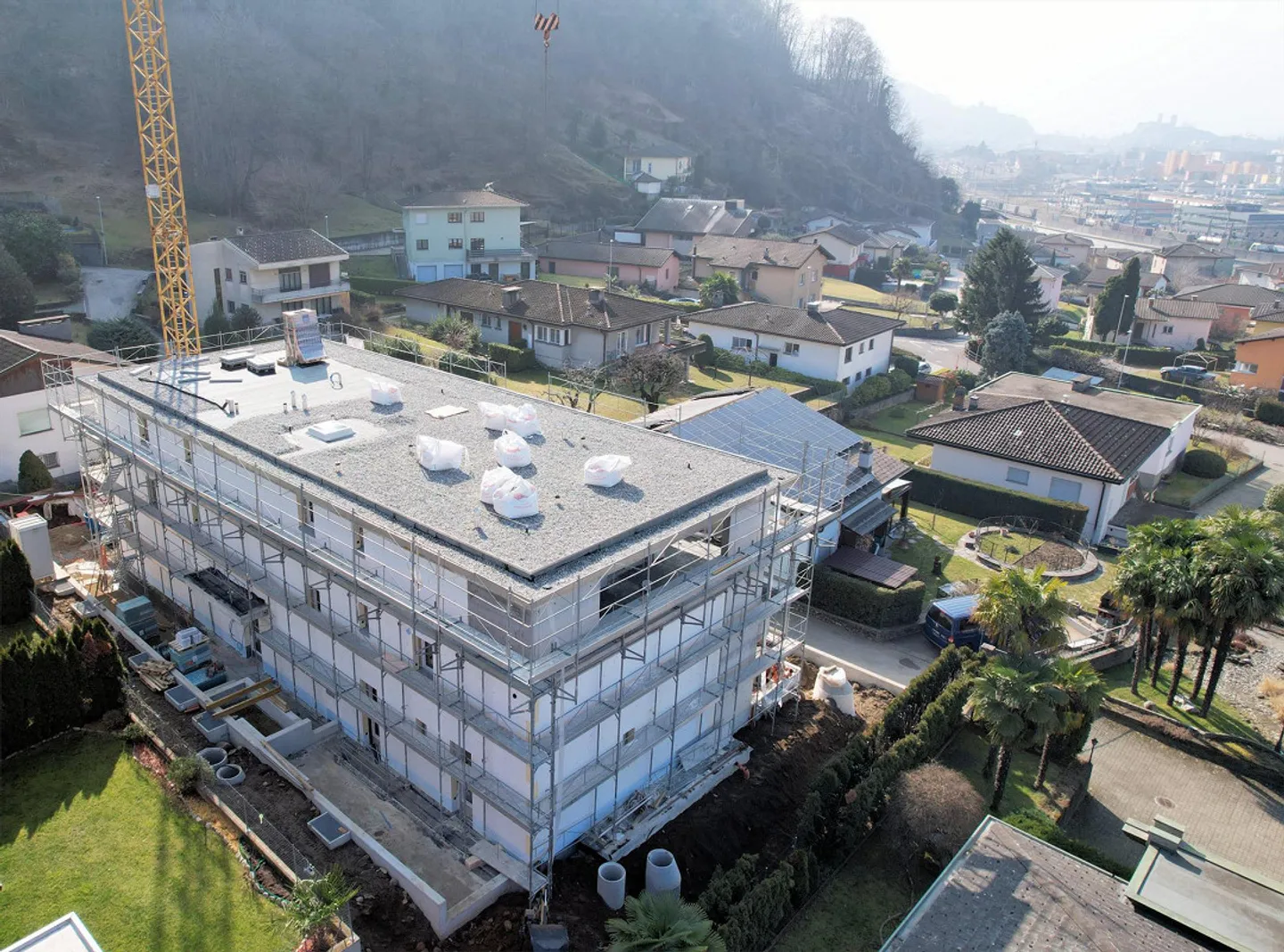 Nuovo appartamento spazioso con grande terrazza e giardino - Foto 4 di 10