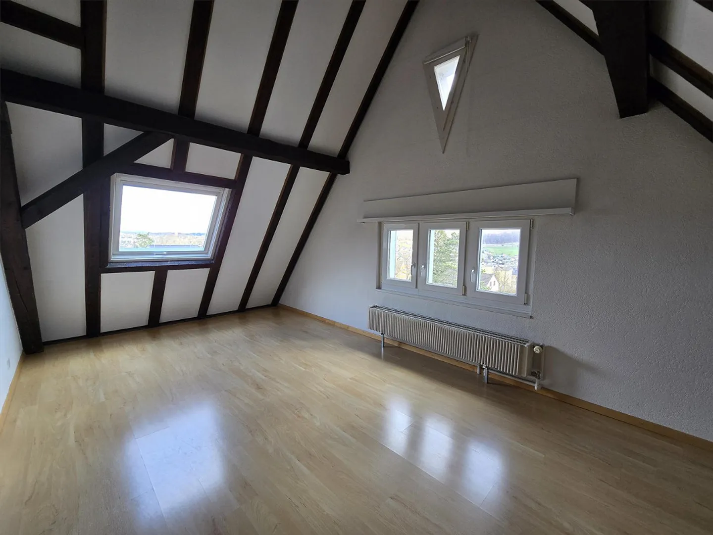 Appartamento mansardato affascinante con un flair speciale - Foto 6 di 11