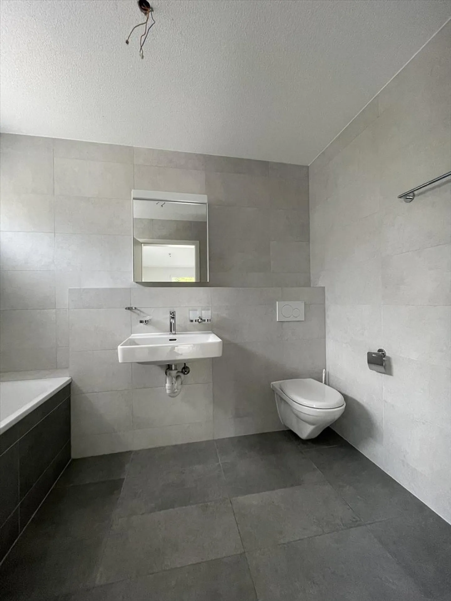 4,5 STANZE CON BALCONE E GARAGE - Foto 4 di 9