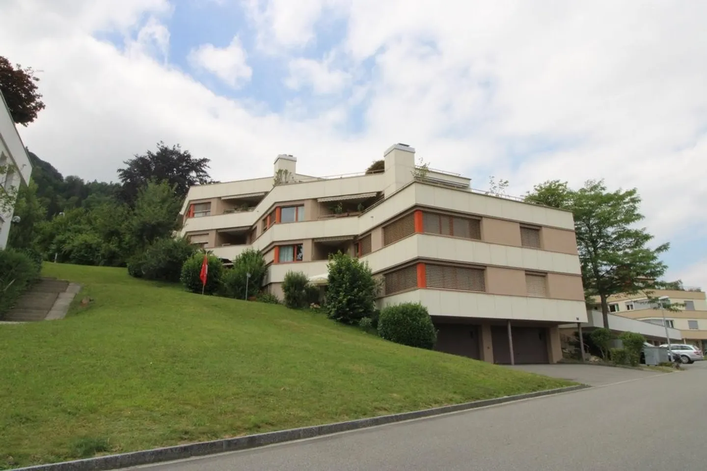 4-Zimmer-Wohnung an der Schwarzenbergstr. 1, 8134 Adliswil - Foto 1 von 11