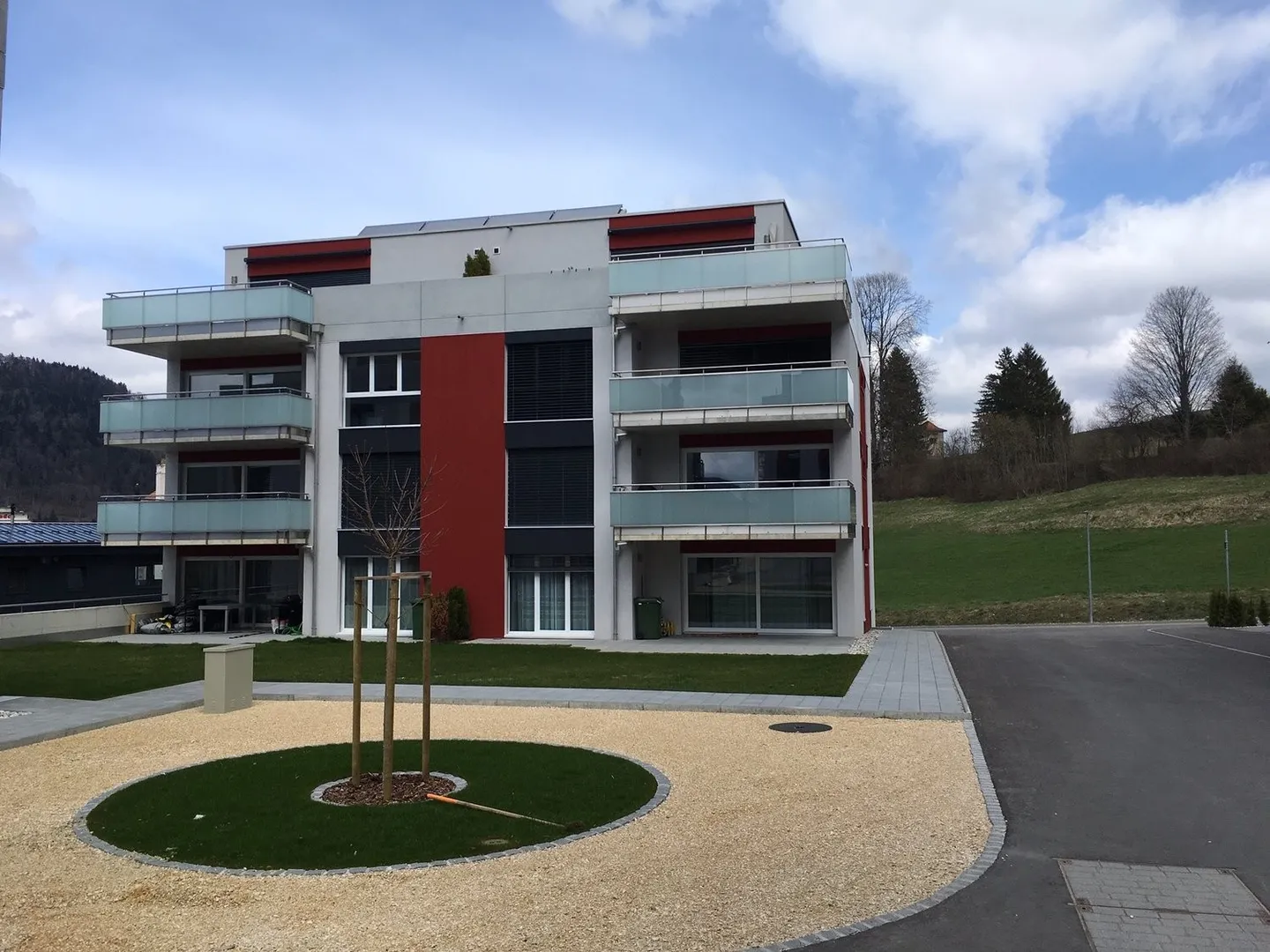 4,5 STANZE CON BALCONE E GARAGE - Foto 7 di 9