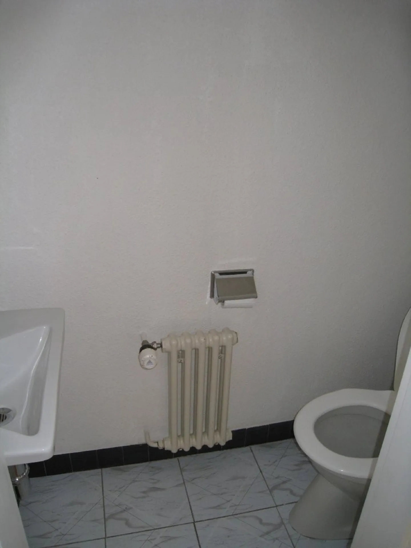 4-Zimmer-Wohnung an der Schwarzenbergstr. 1, 8134 Adliswil - Foto 3 von 11