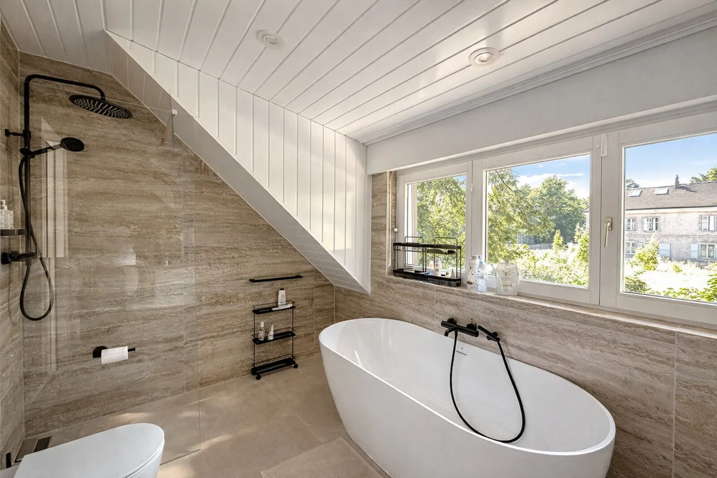 Exceptional House Near College du Léman in Versoix - Photo 13 of 15