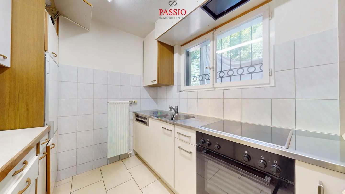 Casa bifamiliare in posizione elevata con grande terreno - Foto 5 di 27