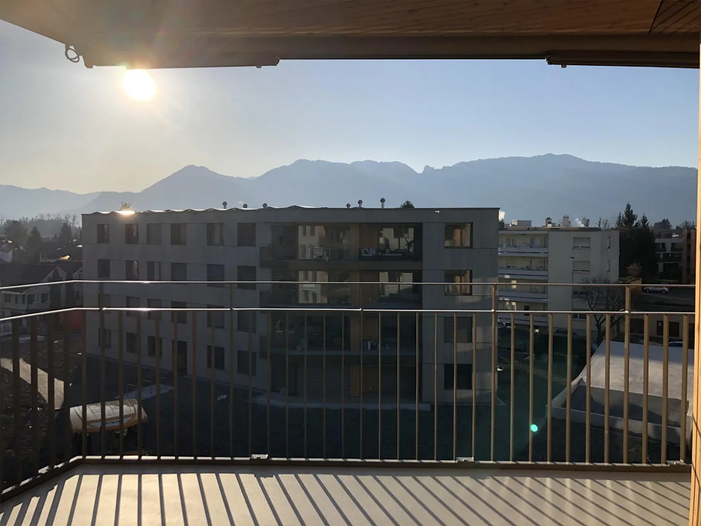 Grosszügige Wohnung mit Bergsicht - Foto 4 von 6