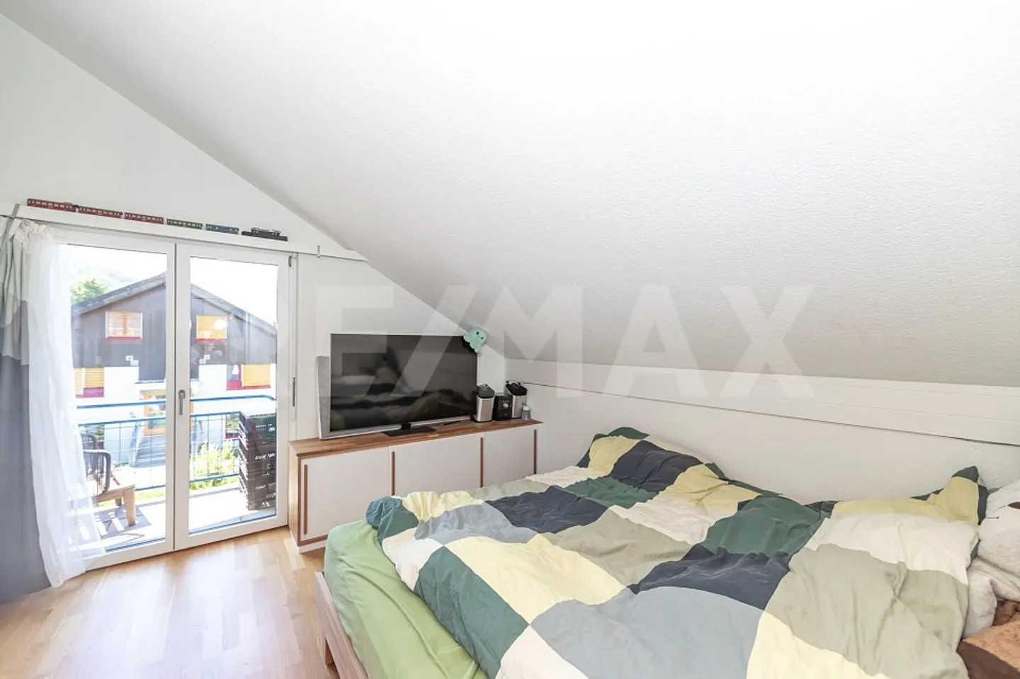 Appartamento duplex pratico di 4½ locali - Foto 9 di 13