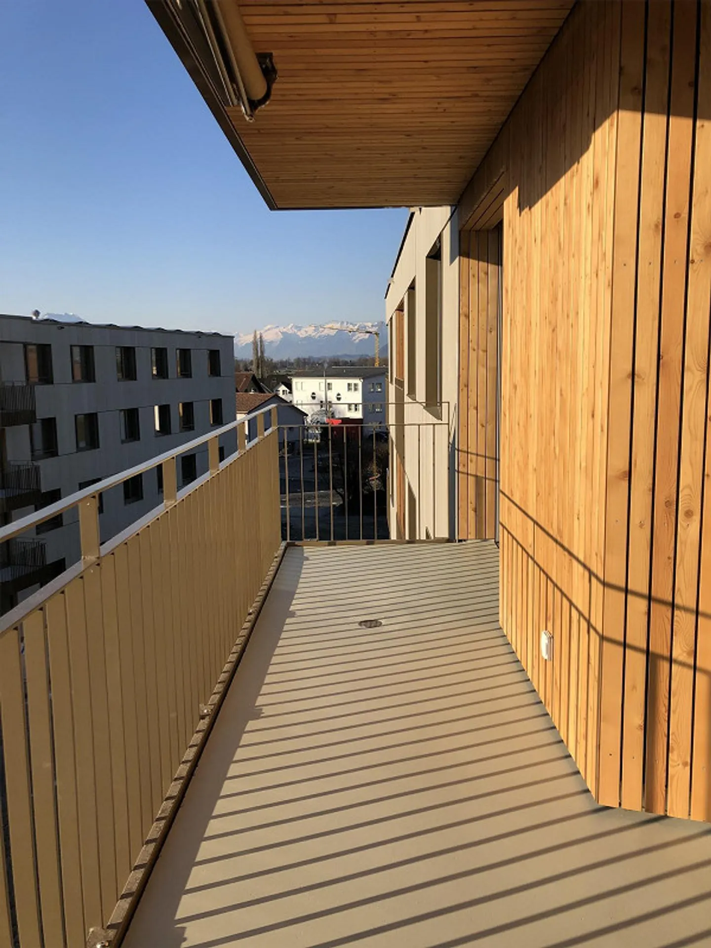 Grosszügige Wohnung mit Bergsicht - Foto 5 von 6