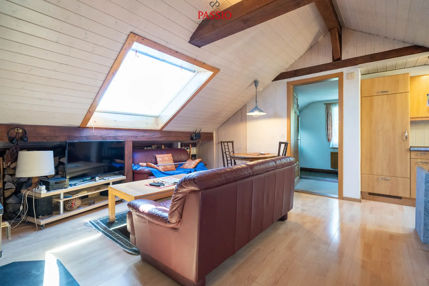 Casa bifamiliare in posizione elevata con grande terreno - Foto 11 di 27