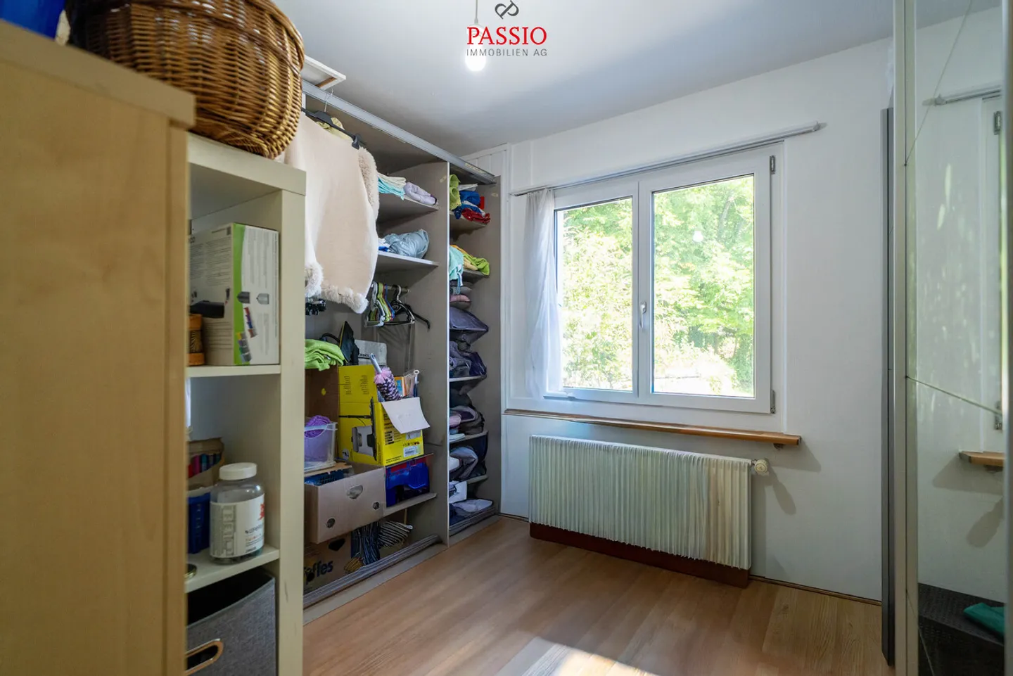 Casa bifamiliare in posizione elevata con grande terreno - Foto 10 di 27
