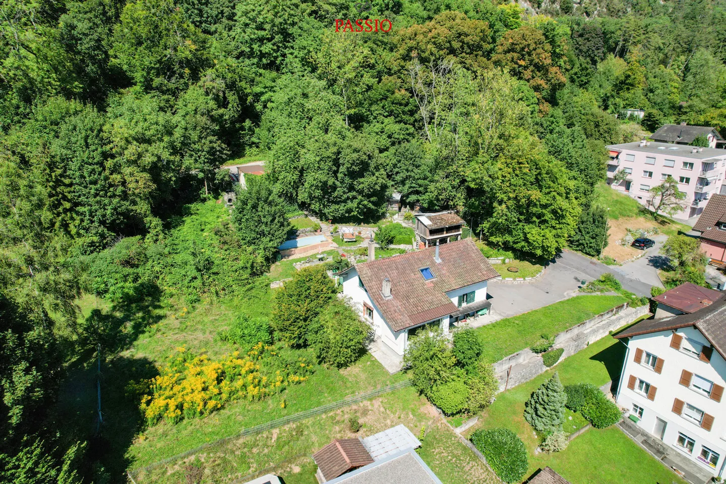 Casa bifamiliare in posizione elevata con grande terreno - Foto 22 di 27