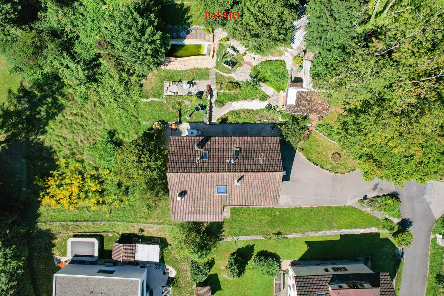 Casa bifamiliare in posizione elevata con grande terreno - Foto 24 di 27