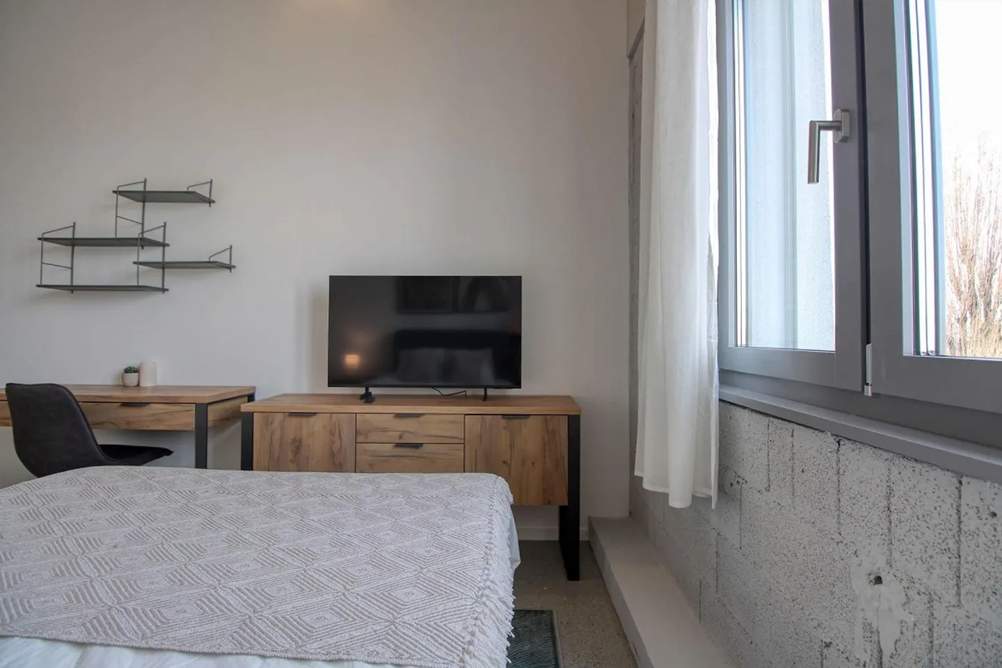 Coliving conçu pour la concentration, la communauté et le confort à Renens - Photo 6 sur 30