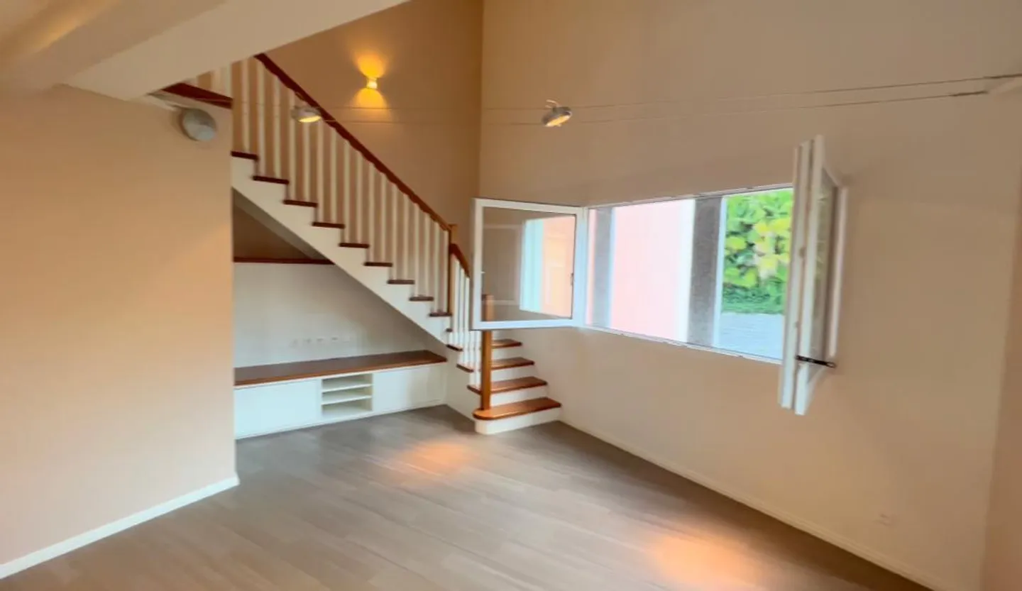 Minusio - Duplex, 2,5 pièces de luxe - vue sur les montagnes et le lac - Photo 6 sur 16