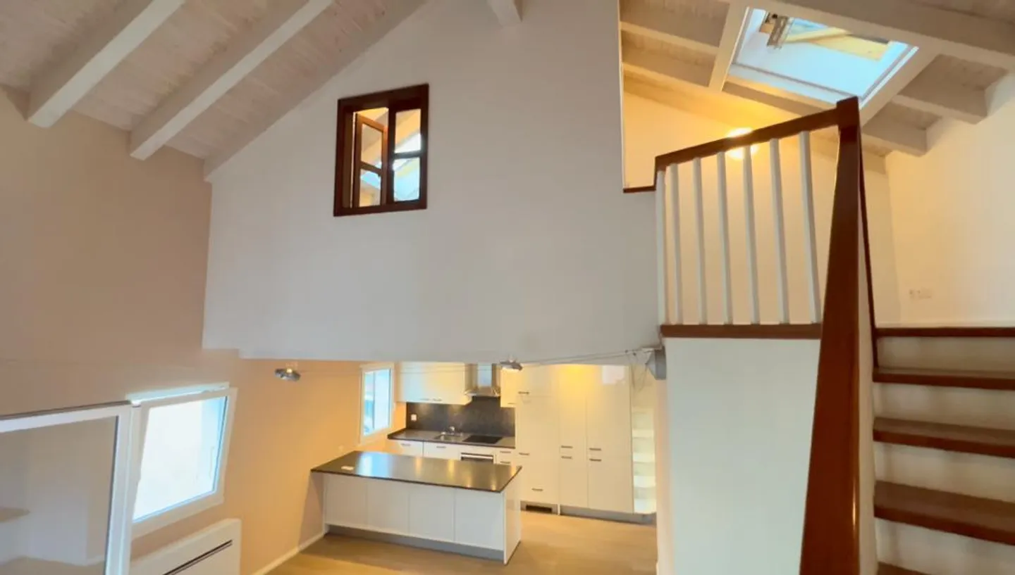 Minusio - Duplex, 2,5 pièces de luxe - vue sur les montagnes et le lac - Photo 1 sur 16
