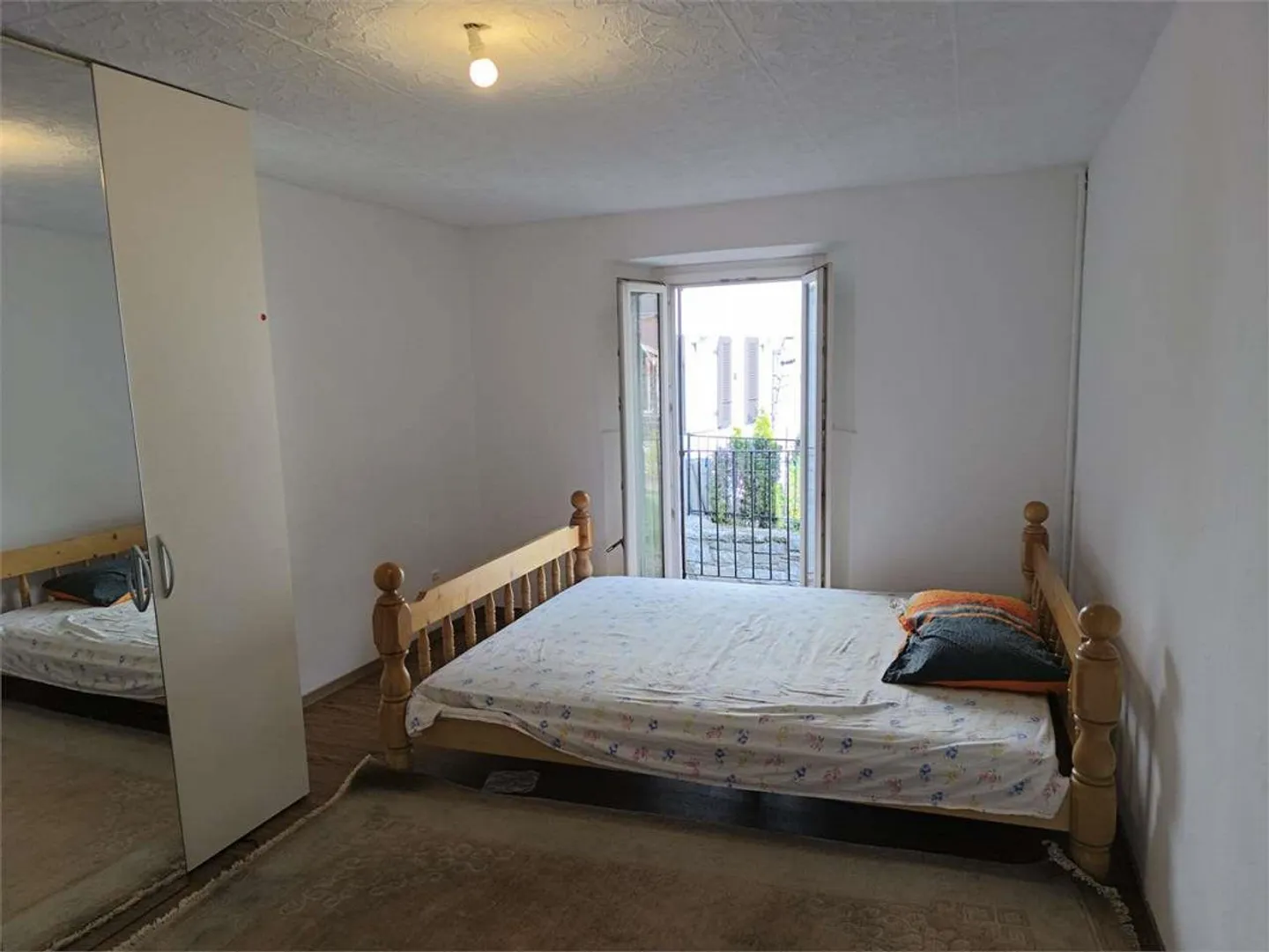 À proximité de Bellinzona - Cresciano : Splendide 3.5 pièces rénové - Photo 2 sur 6