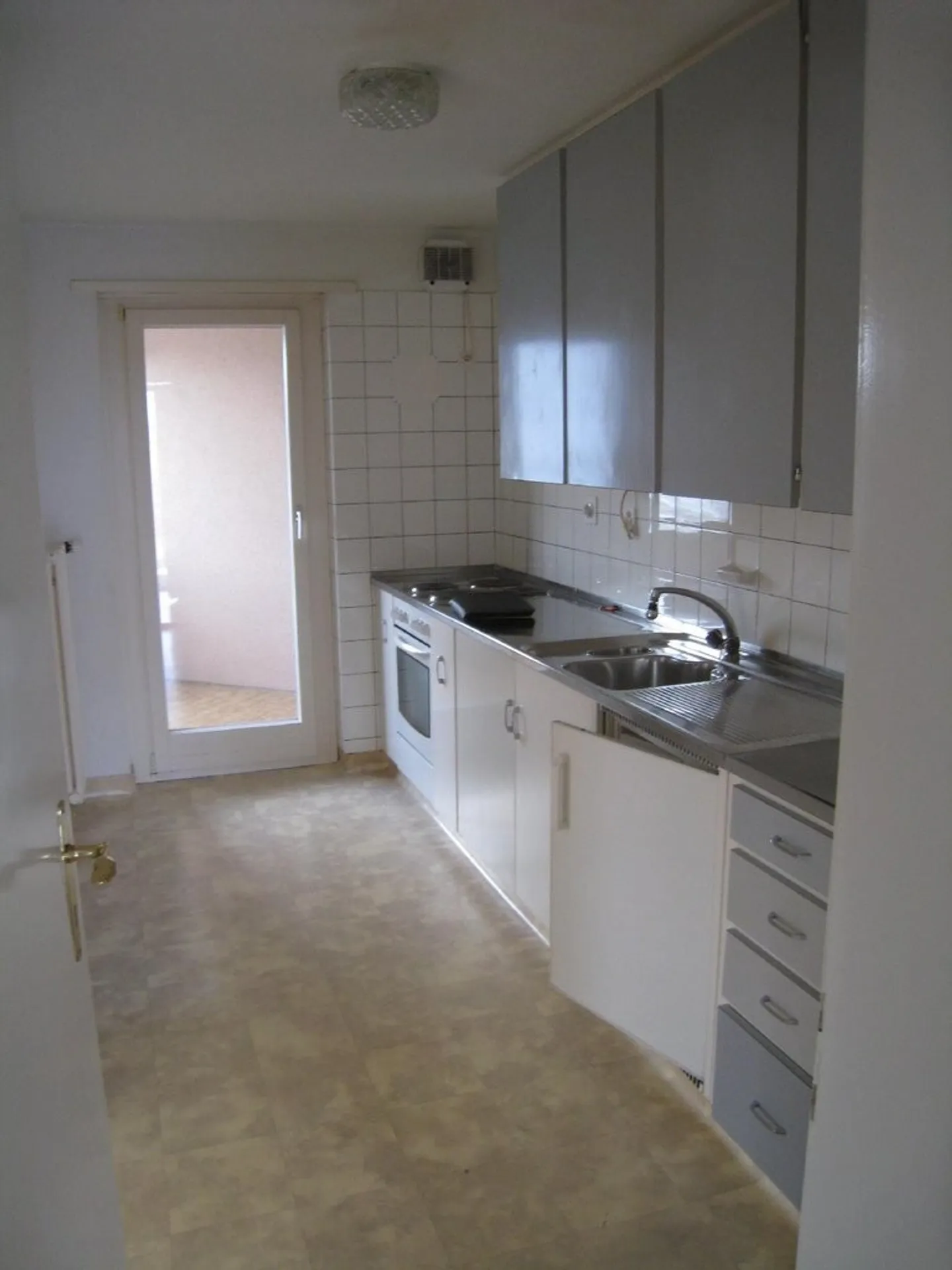 4-Zimmer-Wohnung an der Schwarzenbergstr. 1, 8134 Adliswil - Foto 4 von 11