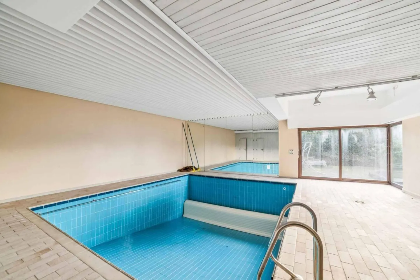 Villa avec belle vue et accès privé au lac - Photo 8 sur 9