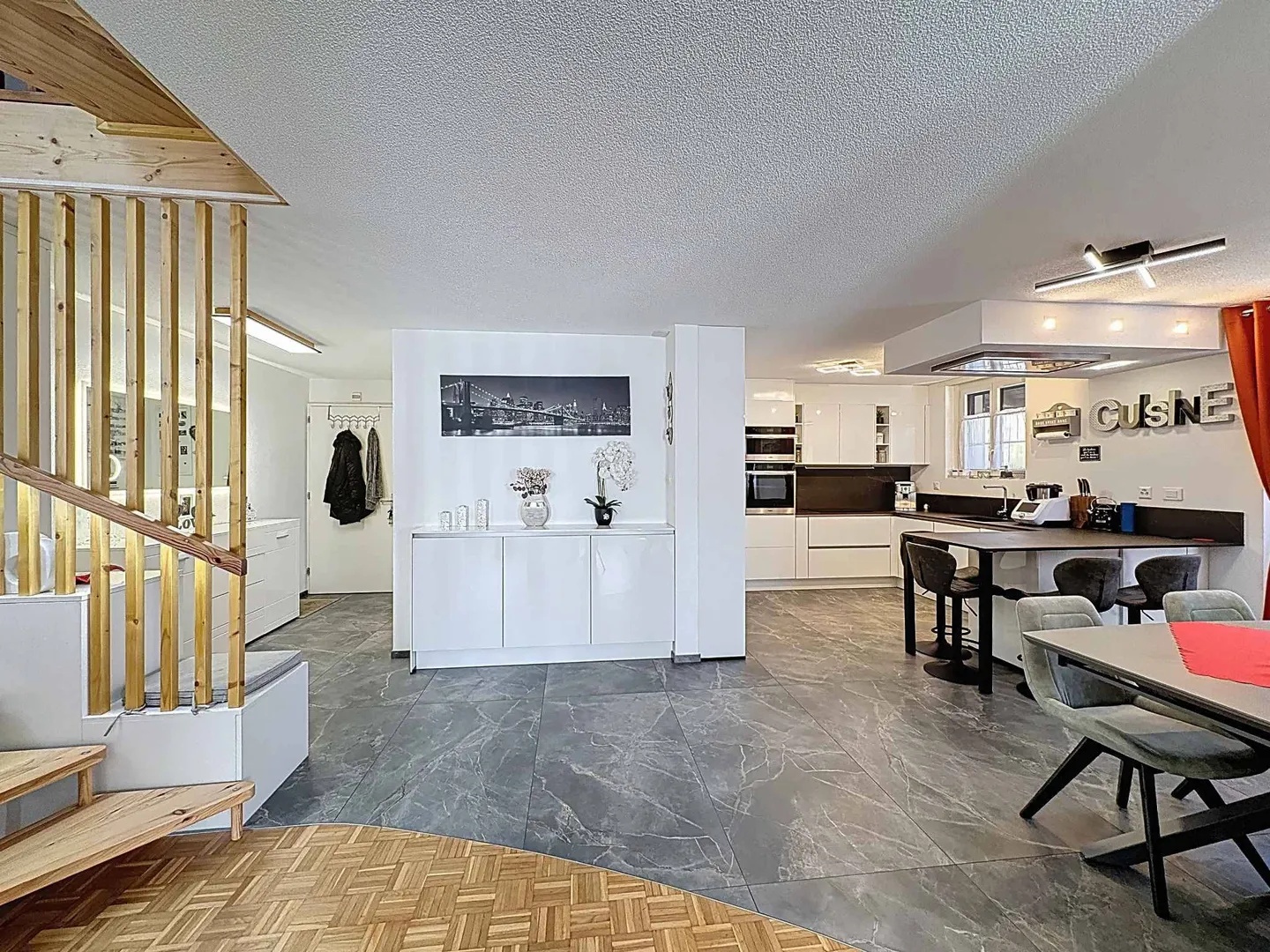 Charmantes Duplex in Dombresson - Foto 4 von 10