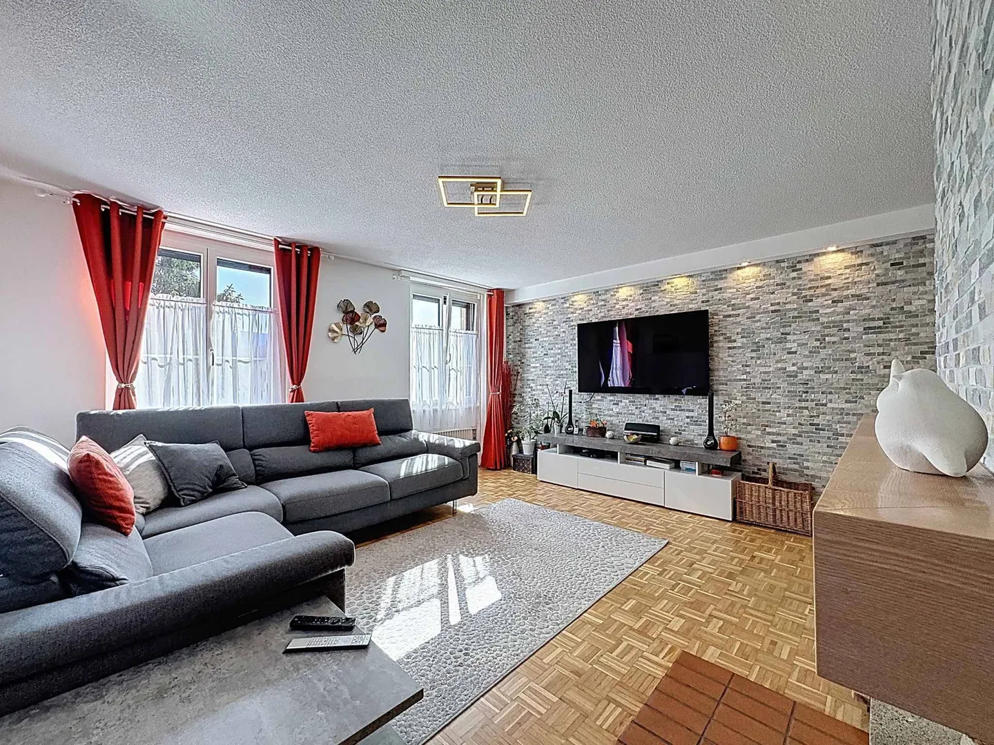 Charmantes Duplex in Dombresson - Foto 1 von 10