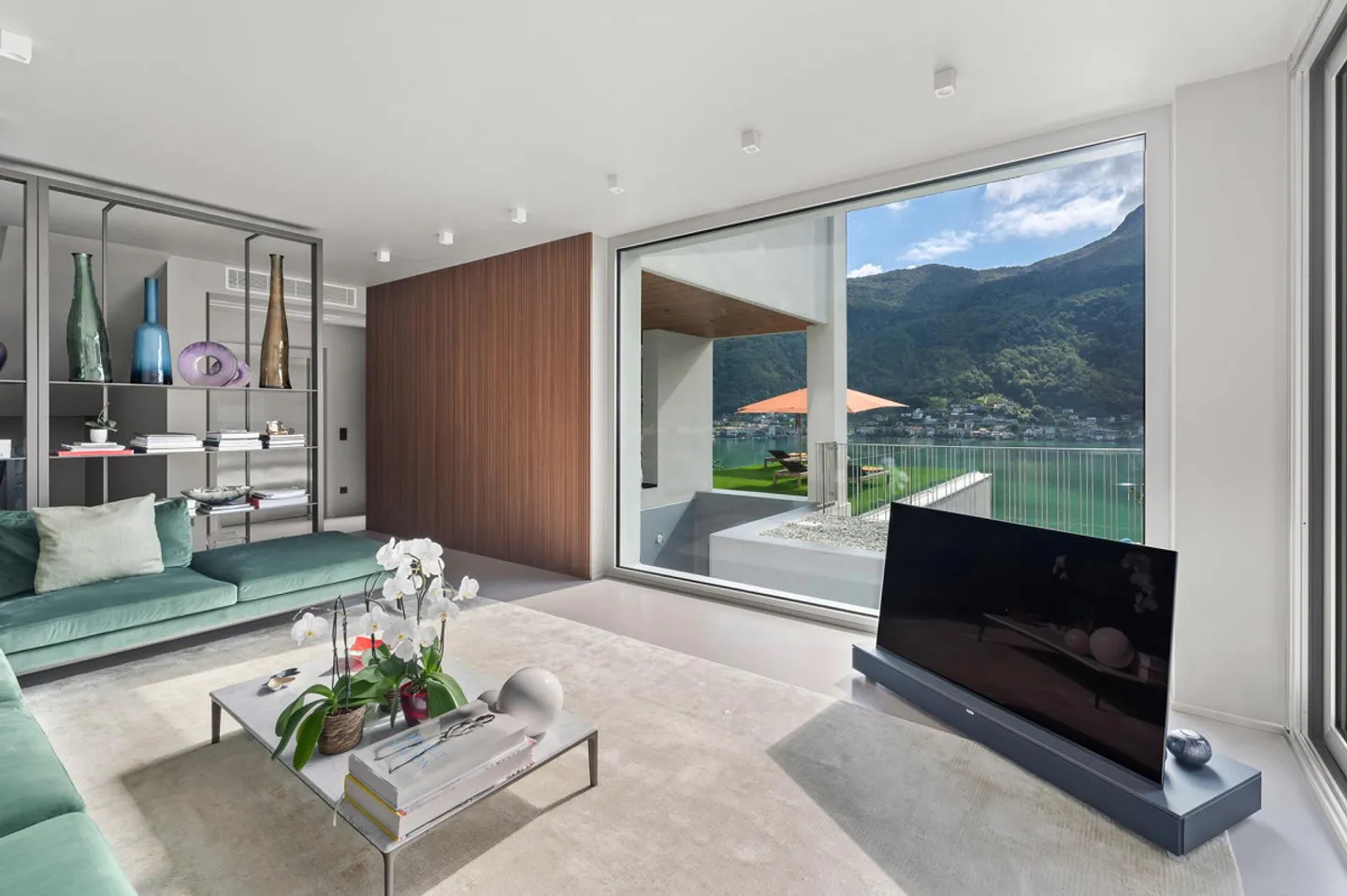 Luxusvilla mit Seeblick - Foto 9 von 13