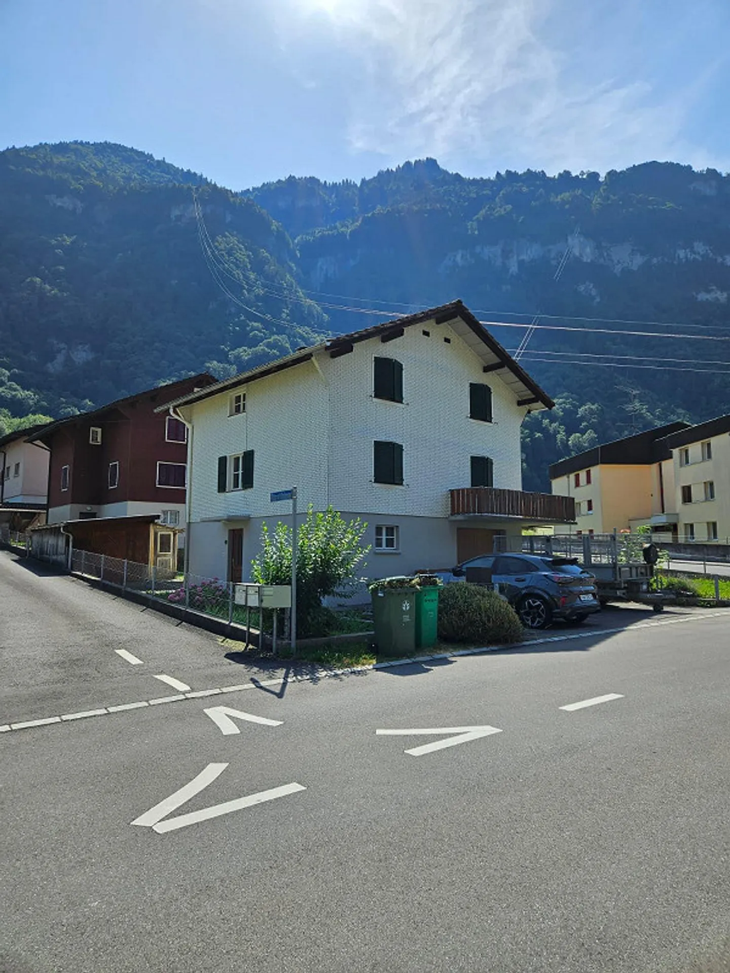 Incantevole casa unifamiliare di 5,5 locali con terreno circostante - Foto 13 di 13