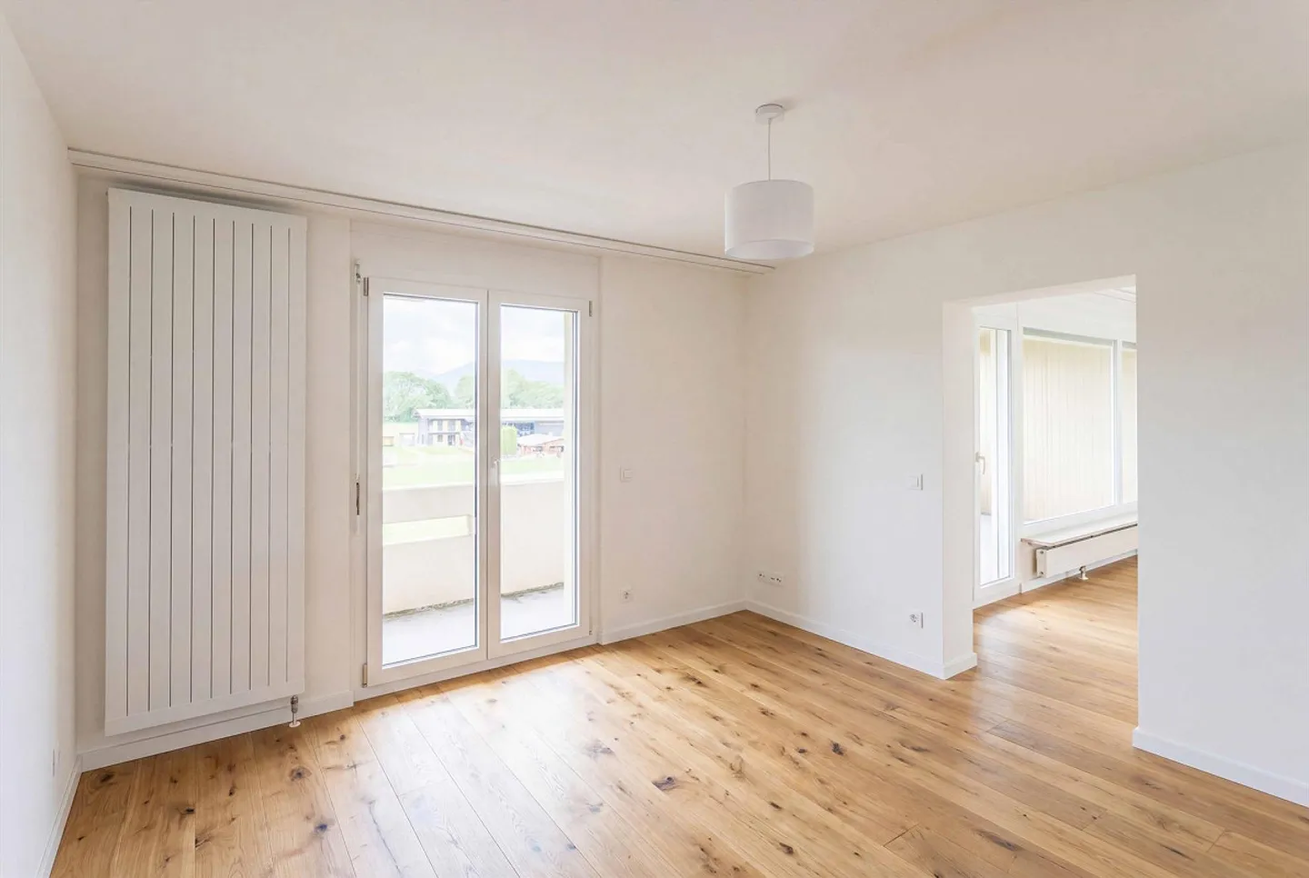 Condominium spacieux de 4,5 pièces dans un standard de nouvelle construction - Photo 5 sur 15