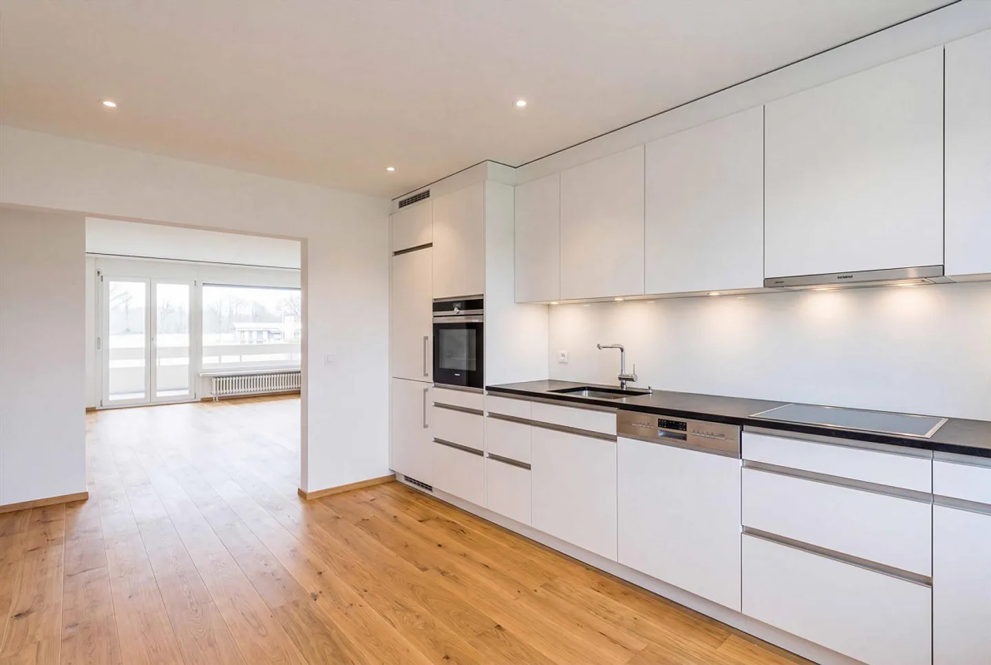 Condominium spacieux de 4,5 pièces dans un standard de nouvelle construction - Photo 1 sur 15