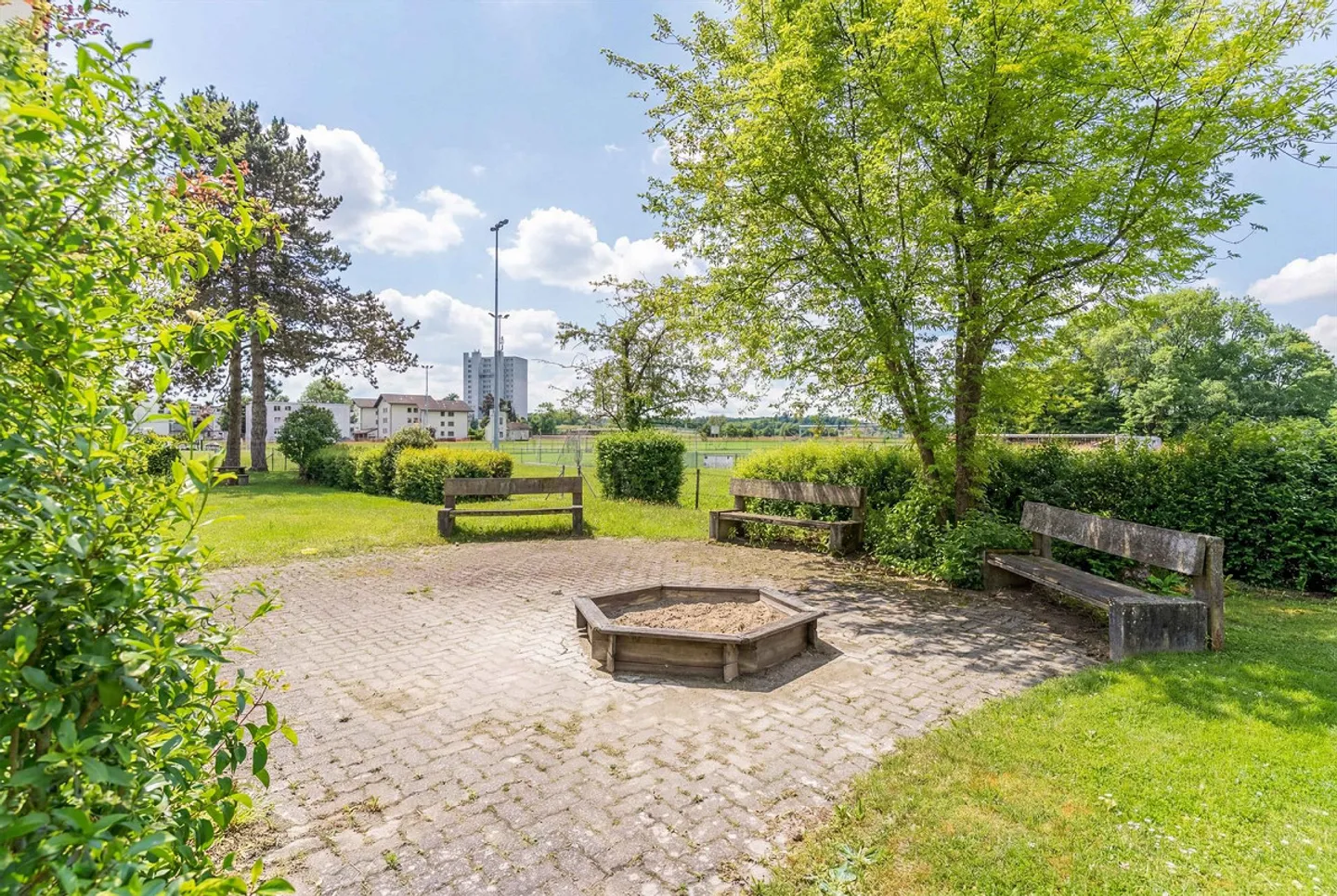 Condominium spacieux de 4,5 pièces dans un standard de nouvelle construction - Photo 13 sur 15