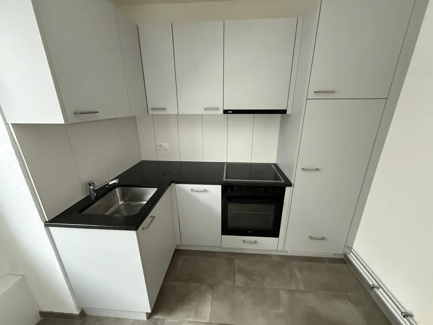 Schönes 2.5-Zimmer-Apartment mit Balkon, 5 Minuten von der Bahnstation - Photo 10 sur 13