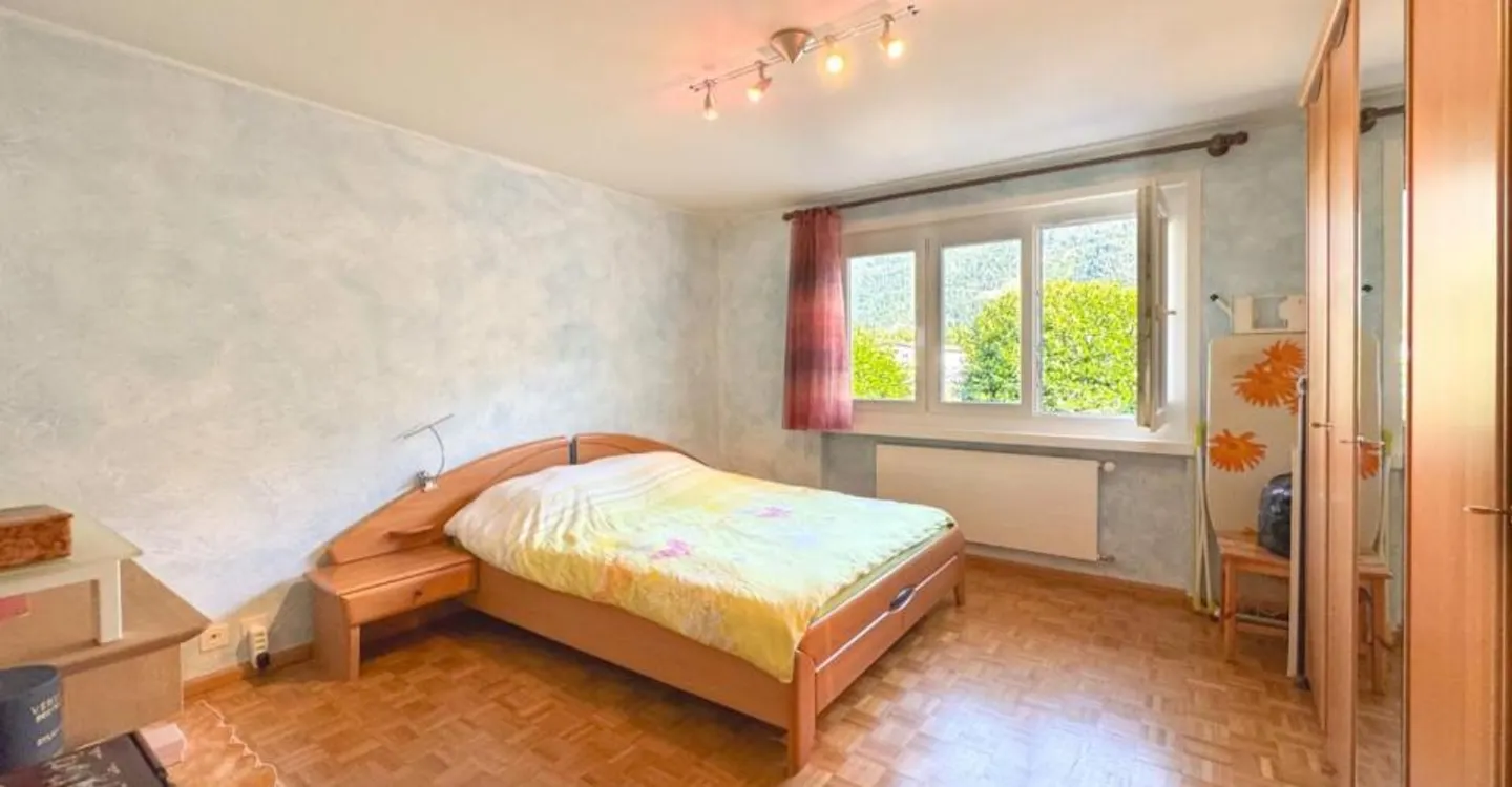 Villa spacieuse avec jardin - Photo 11 sur 12