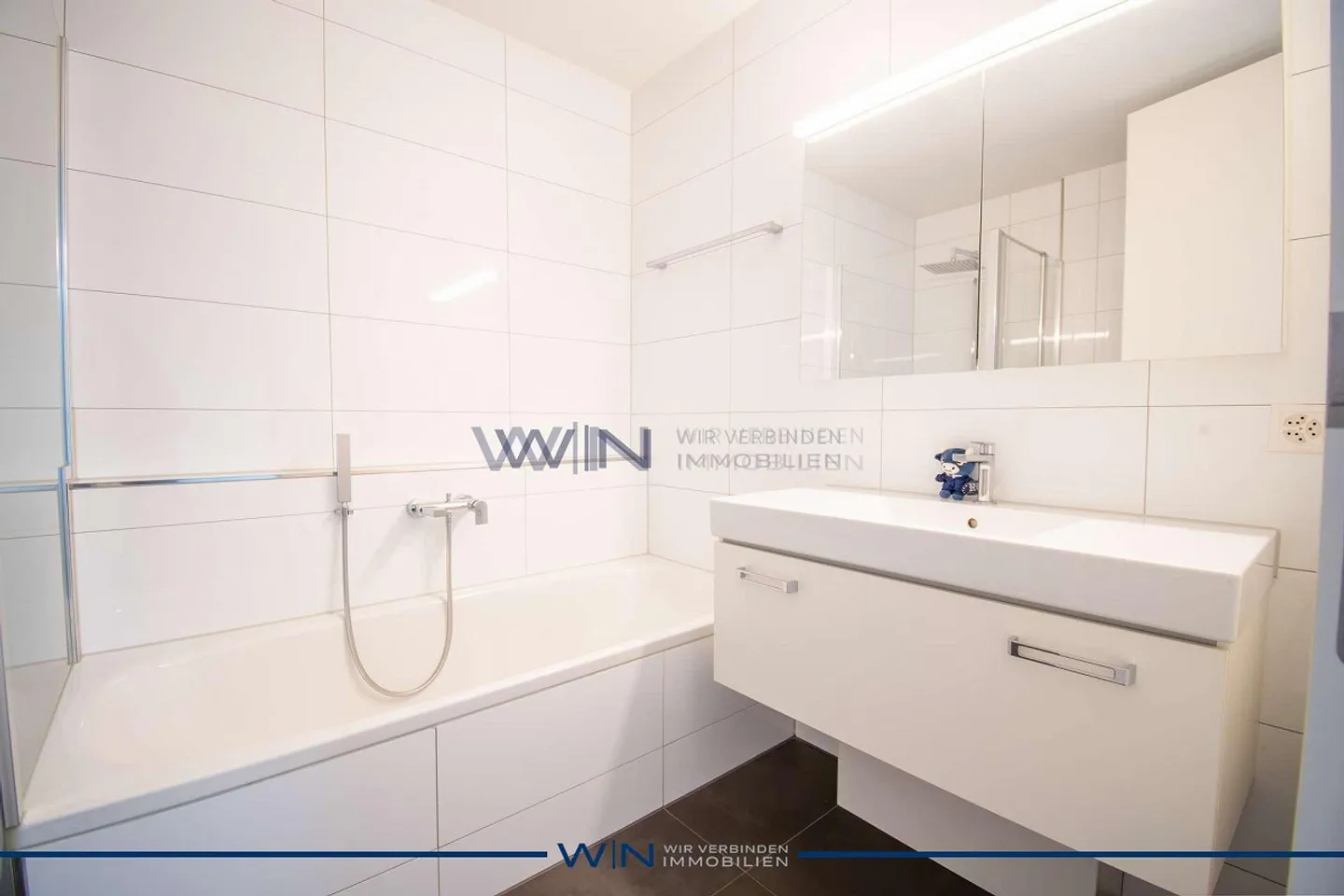 Short Distances, Lots of Security - Photo 9 of 12