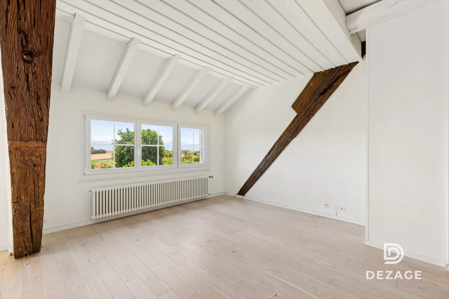 Appartement de caractère avec jardin - Photo 3 sur 13