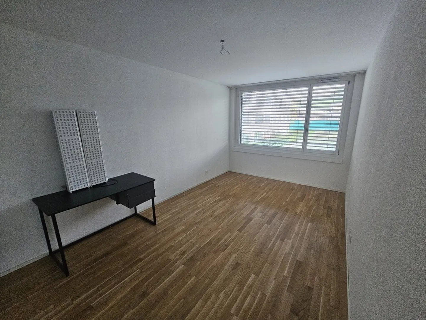 Modern Apartment with Smart Features - Photo 2 of 4