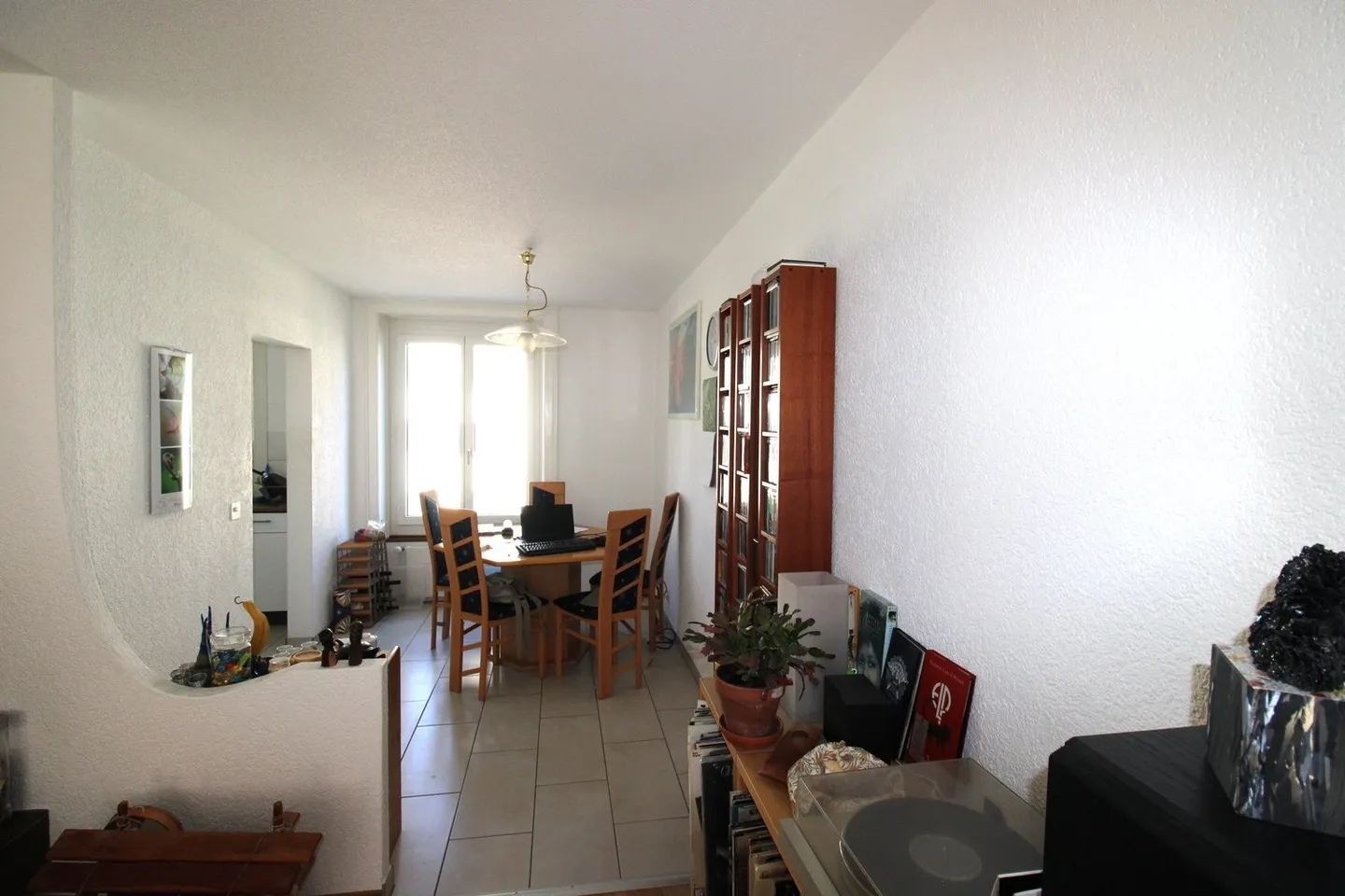 Large 4½-room apartment with balcony in Art Nouveau house near the train station - Photo 8 of 11