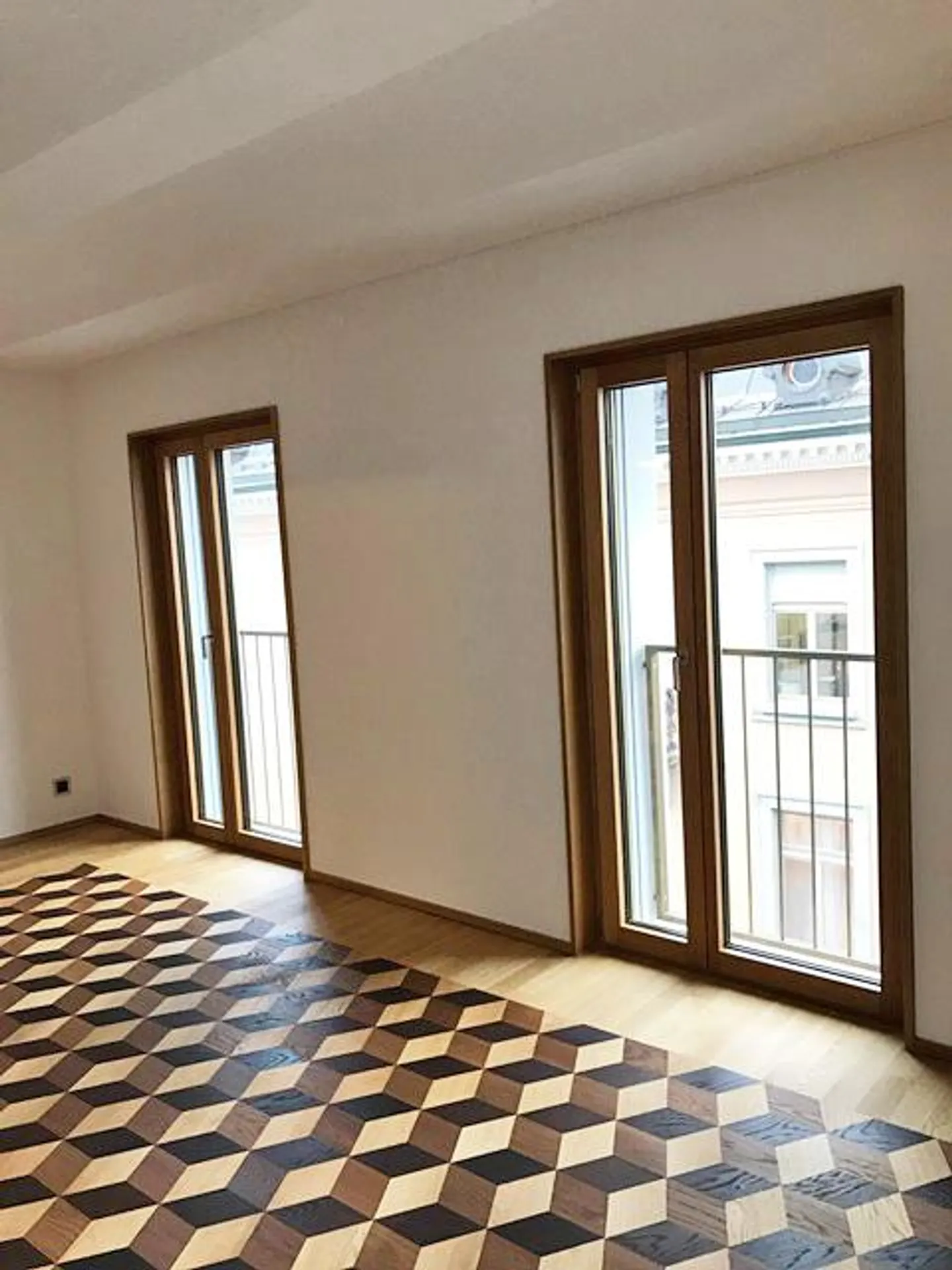 Luxurious 4.5-Room Apartment - Photo 5 of 12