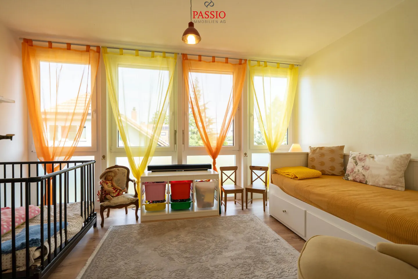 Casa a schiera di 5,5 stanze adatta alle famiglie con giardino ben curato - Foto 12 di 29