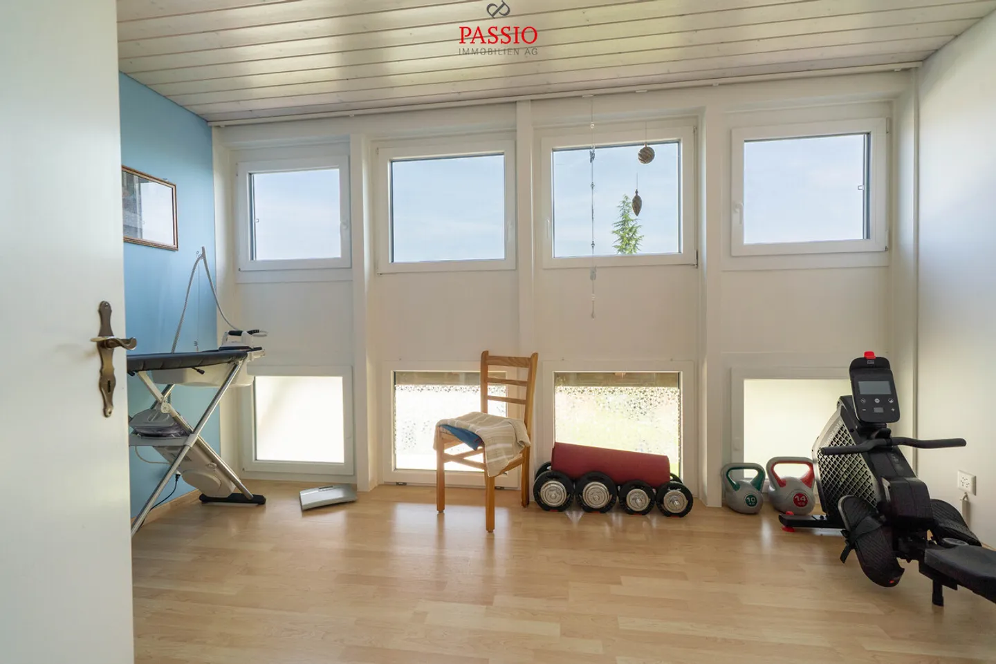 Casa a schiera di 5,5 stanze adatta alle famiglie con giardino ben curato - Foto 16 di 29