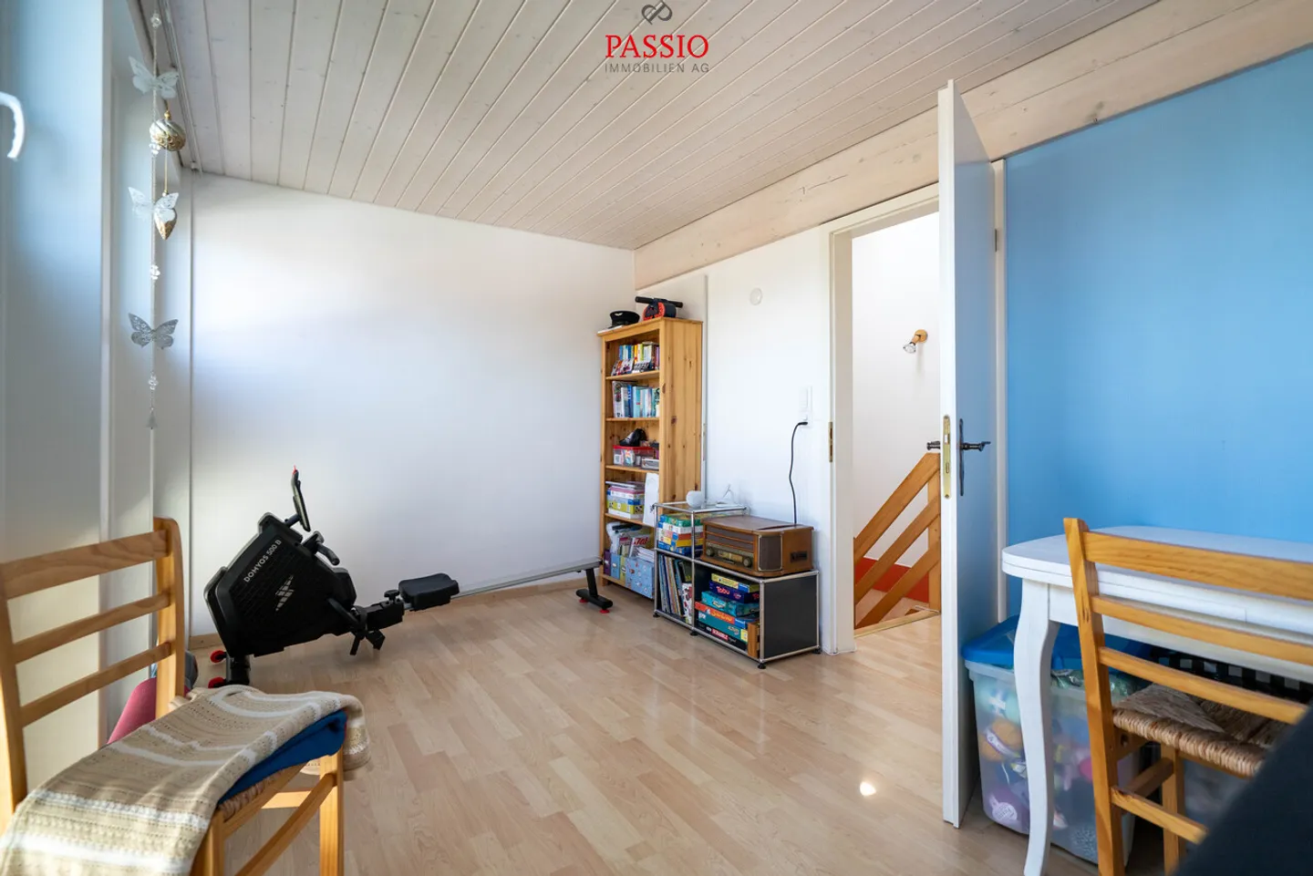Casa a schiera di 5,5 stanze adatta alle famiglie con giardino ben curato - Foto 17 di 29