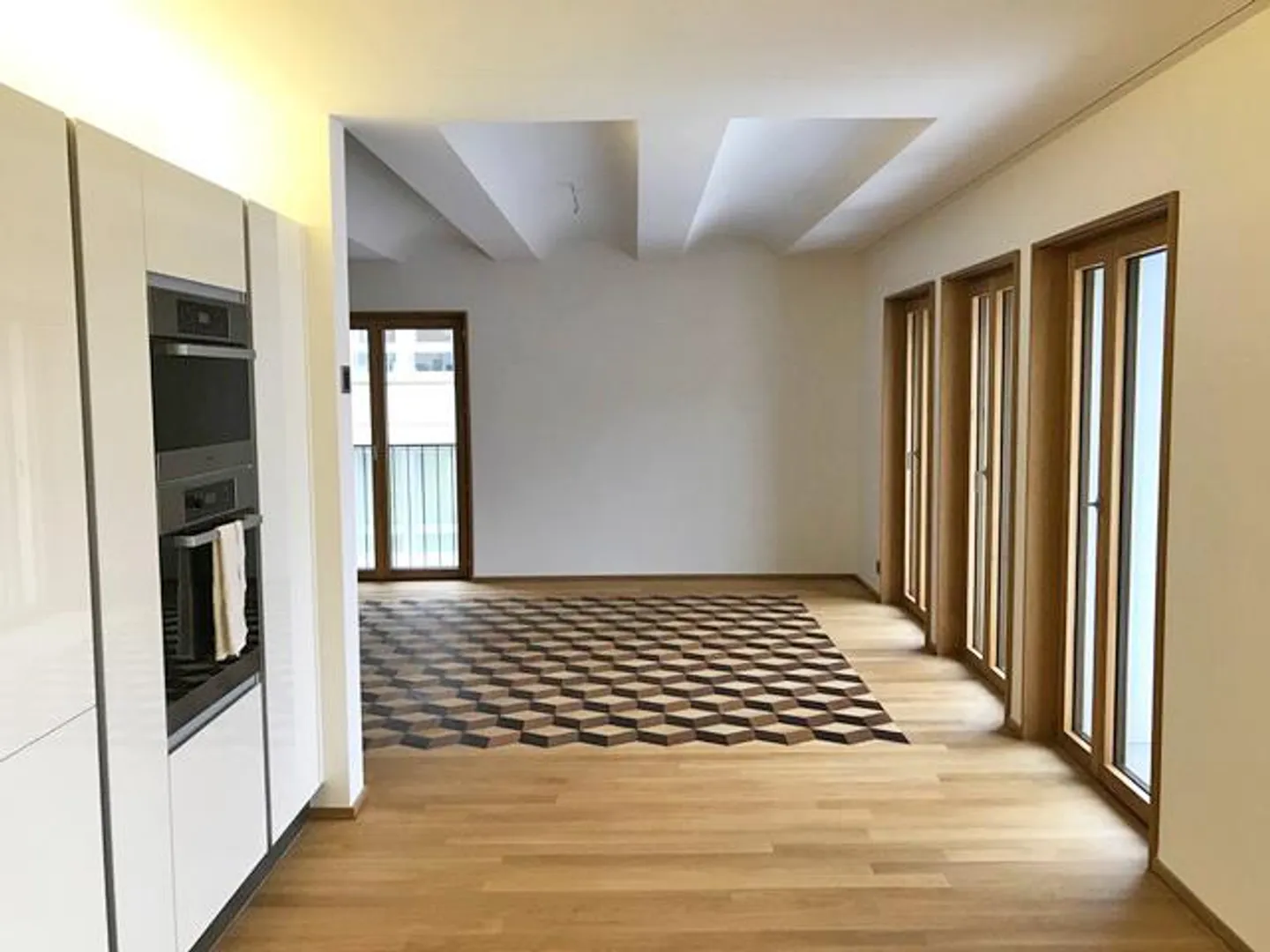 Luxurious 4.5-Room Apartment - Photo 7 of 12