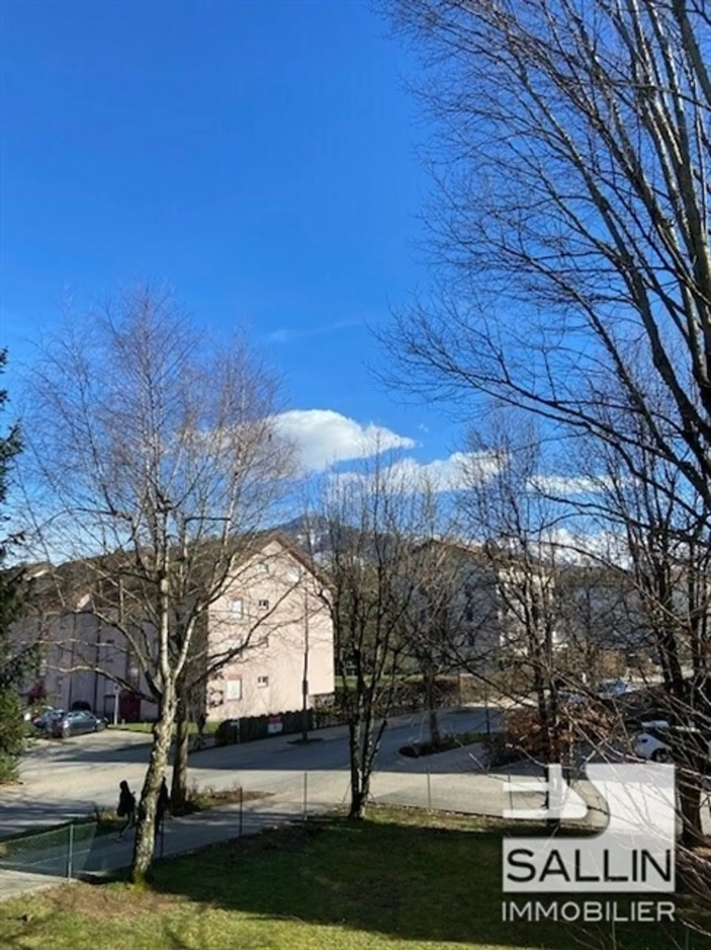 APPARTAMENTO DI 5 CAMERE IN UN QUARTIERE FAMILIARE - Foto 13 di 14