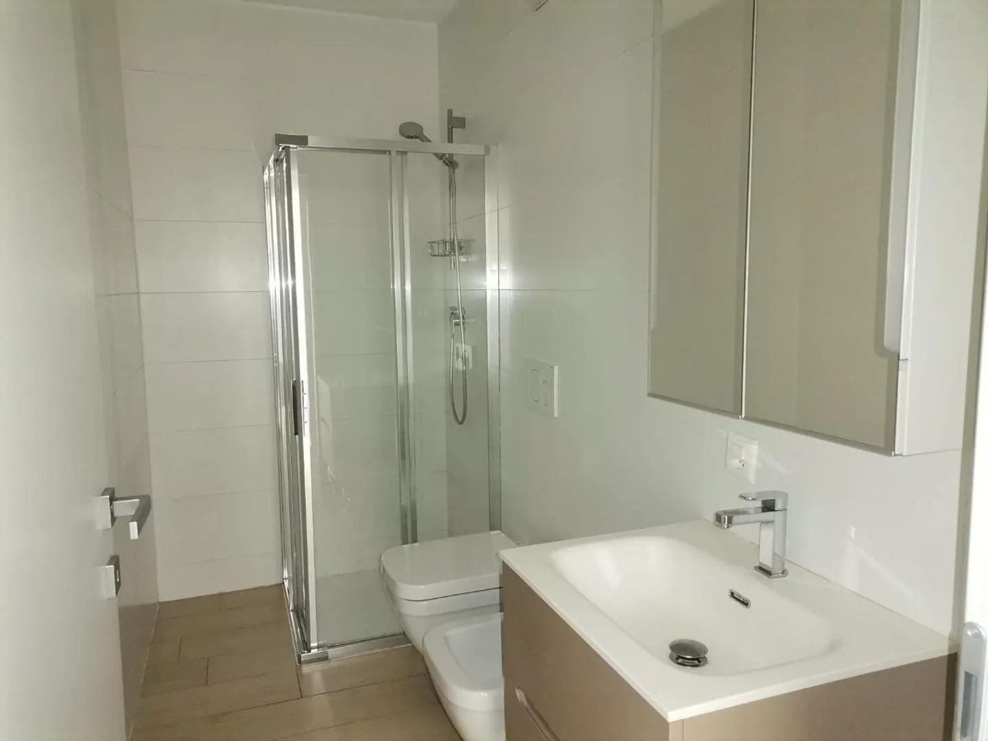 Bright 3 ½ Room Apartment in Genestrerio - Photo 8 of 13